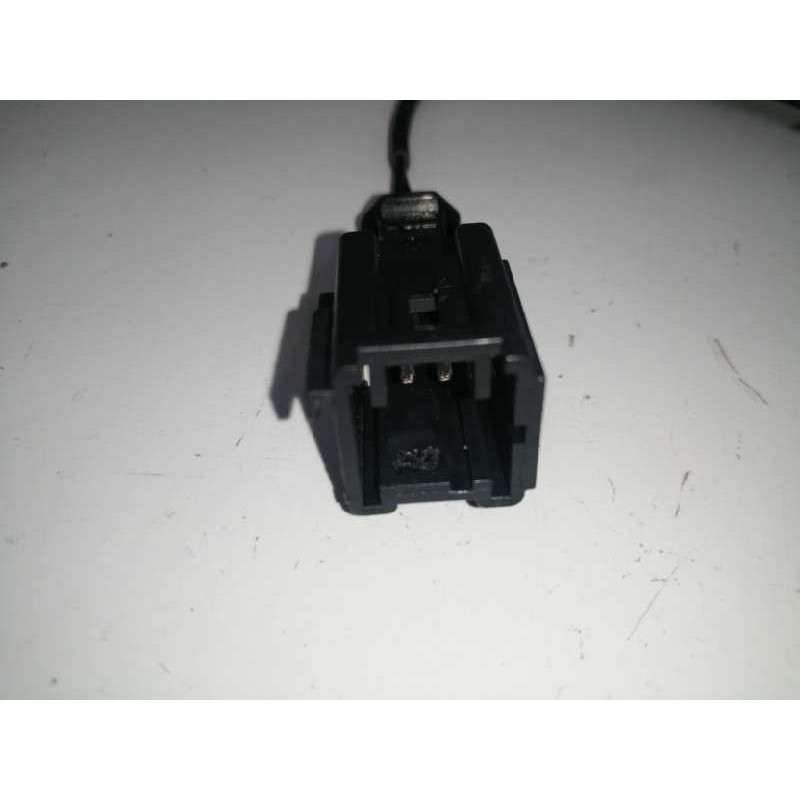 ENGANCHE CINTURON IZQUIERDO DELANTERO