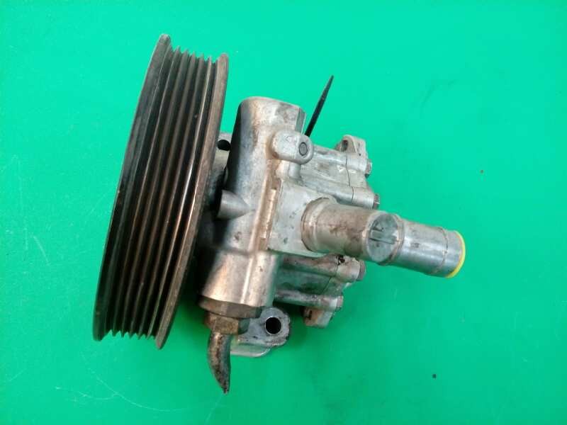 Recambio de bomba direccion para mercedes-benz vito (w638) caja cerrada 108 cdi  (638.094) referencia OEM IAM A6042360010H  