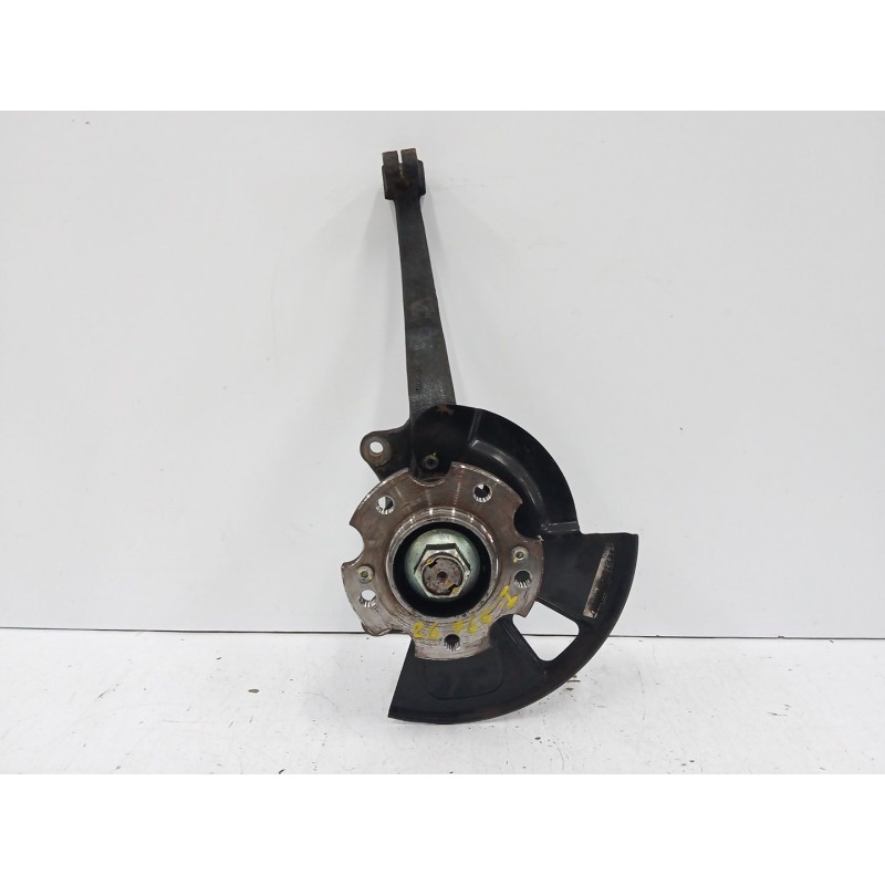 Recambio de mangueta delantera izquierda para ssangyong rodius ii 2.2 xdi referencia OEM IAM   