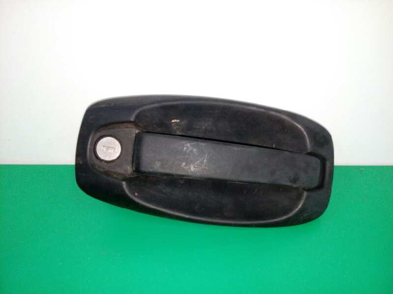 Recambio de maneta exterior delantera derecha para fiat fiorino básico referencia OEM IAM 242557D  