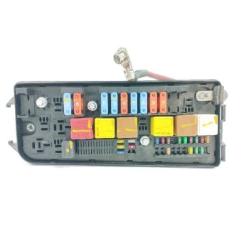 Recambio de caja reles / fusibles para opel vectra c berlina 1.9 16v cdti cat (z 19 dth / lrd) referencia OEM IAM 13172979 51906