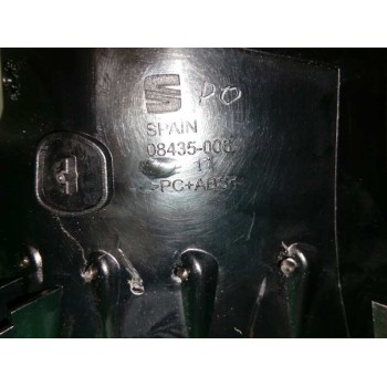 Recambio de rejilla aireadora para seat leon (5f1) 1.2 tsi referencia OEM IAM 08435006 CENTRAL DERECHA 