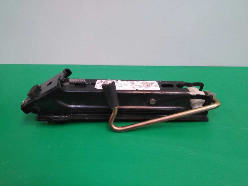 Recambio de gato para peugeot 206 berlina xr referencia OEM IAM   
