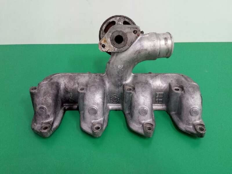Recambio de colector admision para ford focus turnier (cak) ghia referencia OEM IAM XS409424AG  