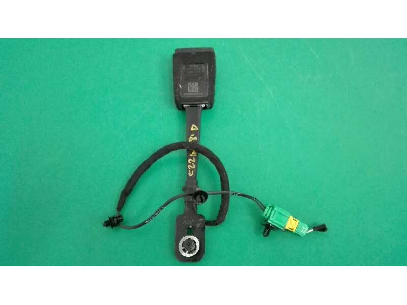 Recambio de enganche cinturon derecho para jeep renegade 1.6 m-jet cat referencia OEM IAM 52040911 DELANTERO 