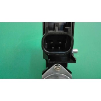Recambio de motor elevalunas trasero izquierdo para jeep renegade 1.6 m-jet cat referencia OEM IAM GB5581A SD888414 