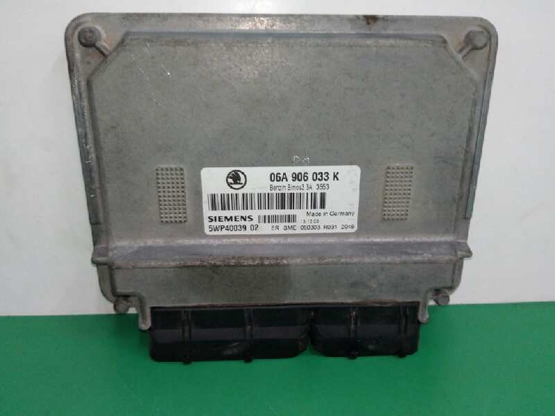 Recambio de centralita motor uce para skoda octavia berlina (1u2) ambiente referencia OEM IAM 06A906033K 5WP4003902 