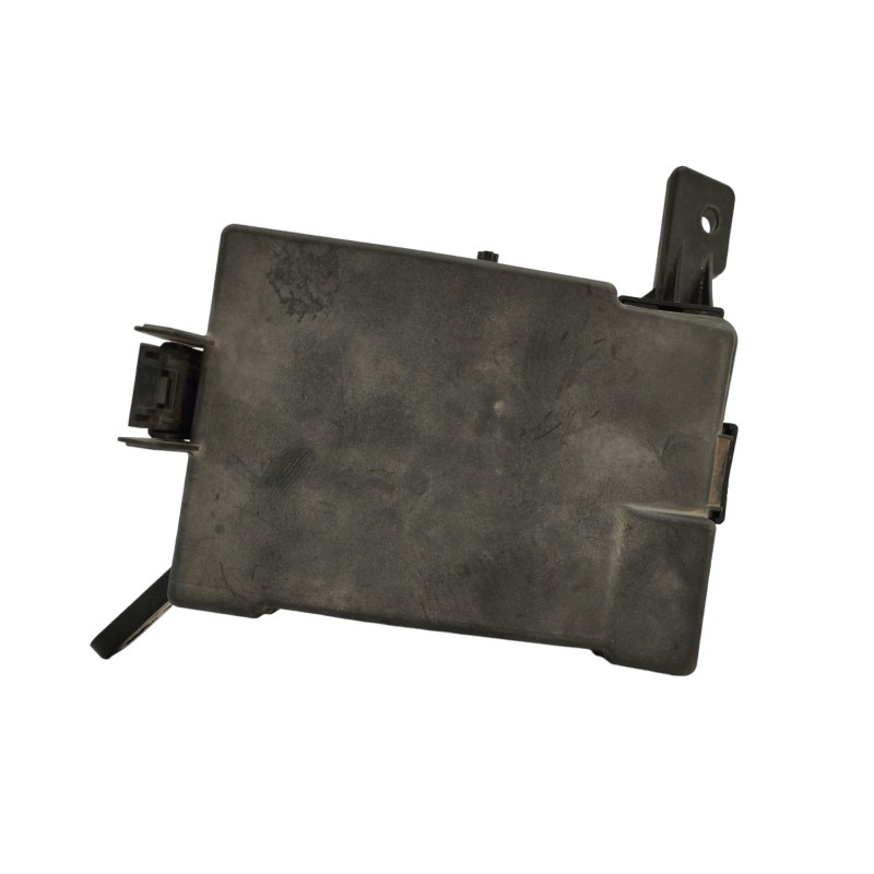 Recambio de caja reles / fusibles para hyundai ix20 gls comfort referencia OEM IAM 912111K110  