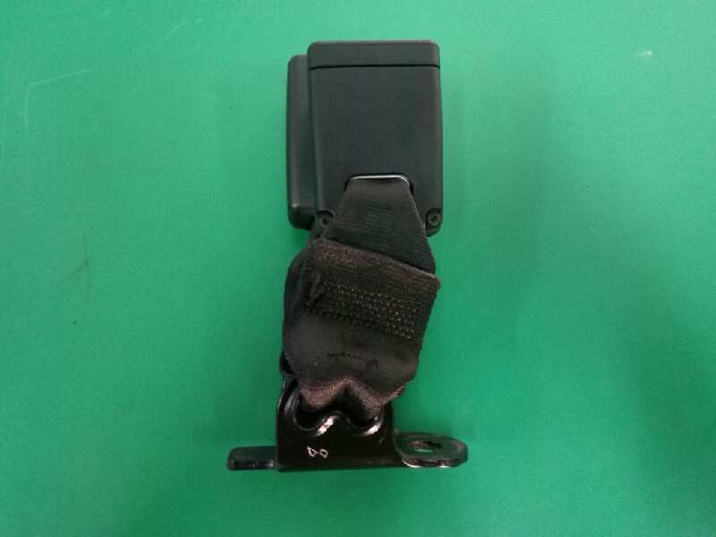 Recambio de enganche cinturon derecho para citroën c-elysée exclusive referencia OEM IAM  TRASERO 