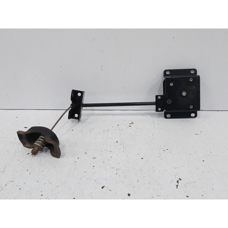 Recambio de soporte rueda repuesto para ssangyong rodius ii 2.2 xdi referencia OEM IAM 7226039  