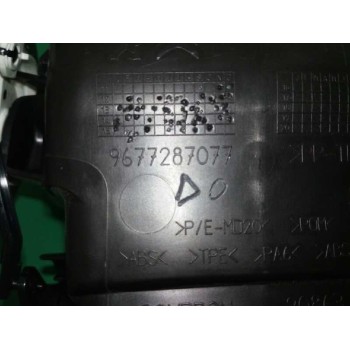 Recambio de rejilla aireadora para citroën c-elysée exclusive referencia OEM IAM 9677287077 LADO DERECHO 