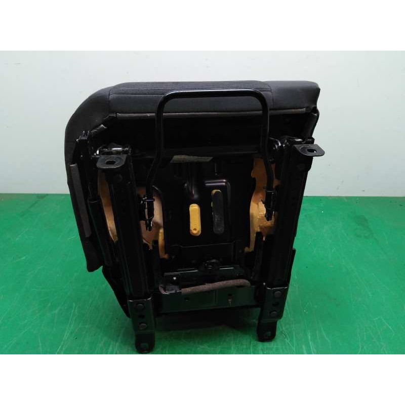 ASIENTOS TRASERO DERECHO