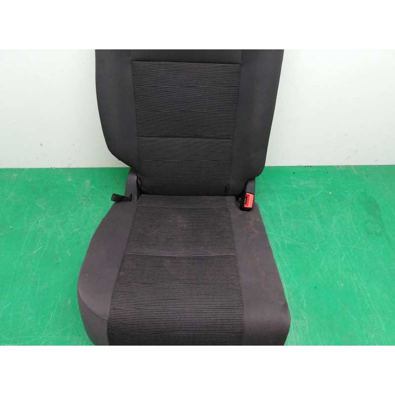 ASIENTOS TRASERO DERECHO