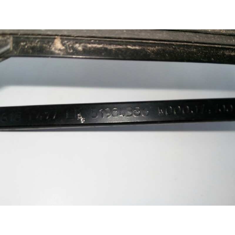 BRAZO LIMPIA DELANTERO DERECHO