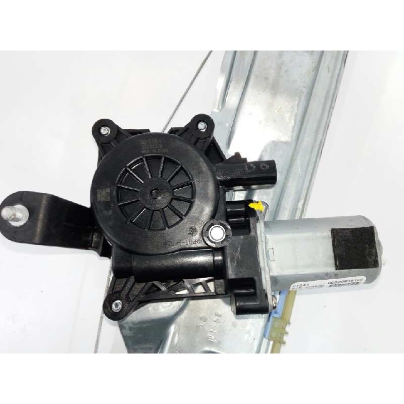 ELEVALUNAS TRASERO IZQUIERDO