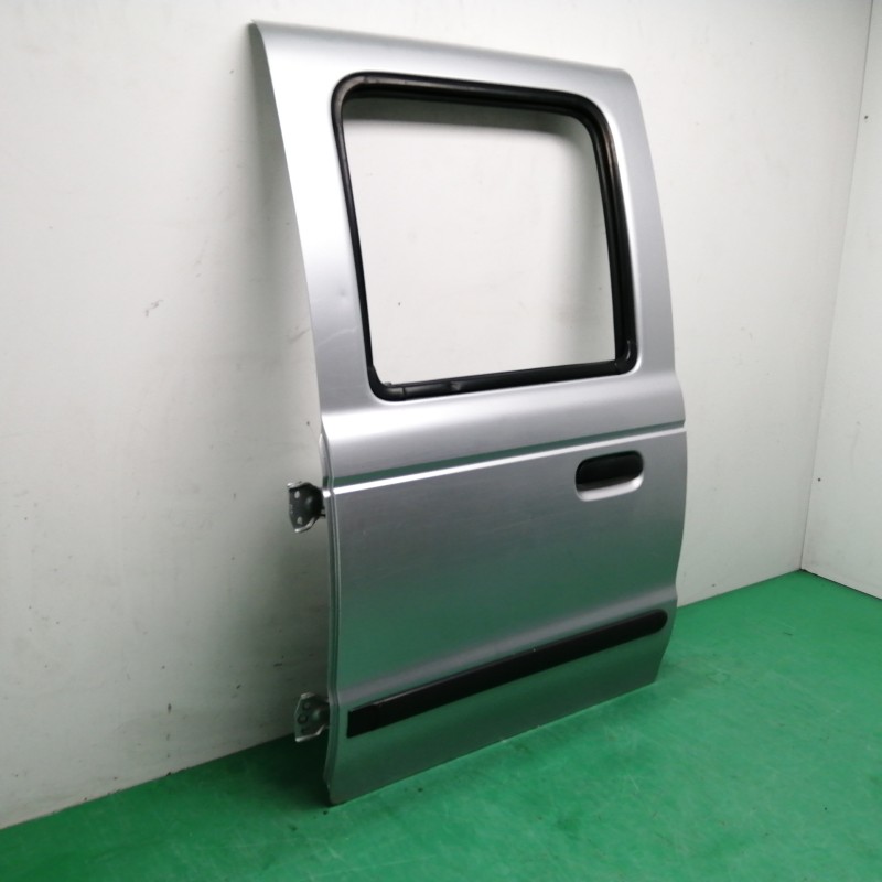 PUERTA TRASERA IZQUIERDA OBSERVAR FOTOS