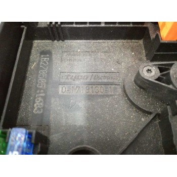 Recambio de caja reles / fusibles para volkswagen golf plus (5m1) highline referencia OEM IAM 017181301  