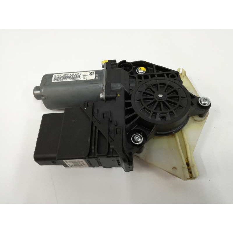 Recambio de motor elevalunas trasero izquierdo para volkswagen golf plus (5m1) highline referencia OEM IAM 1K0959703F 5M0839401B