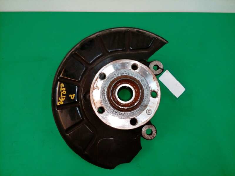 Recambio de mangueta delantera derecha para volkswagen caddy furgón/kombi kombi referencia OEM IAM 1K06AC Recambio de mangueta delantera derecha para volkswagen caddy furgón/kombi kombi referencia OEM IAM 1K06AC