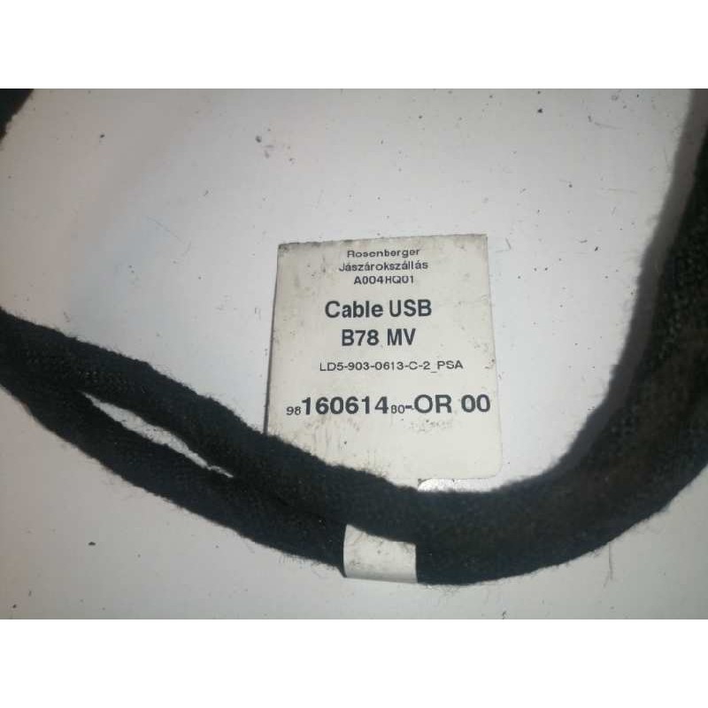 NO IDENTIFICADO CONEXION AUX USB