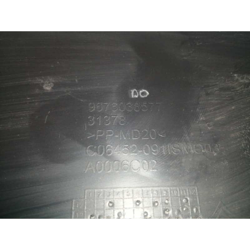 MOLDURA SUPERIOR DE PARAGOLPES