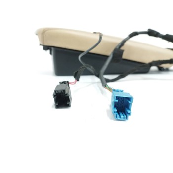 Recambio de apoyabrazos central para mercedes-benz clase m (w164) 3.0 cdi cat referencia OEM IAM A164800251  