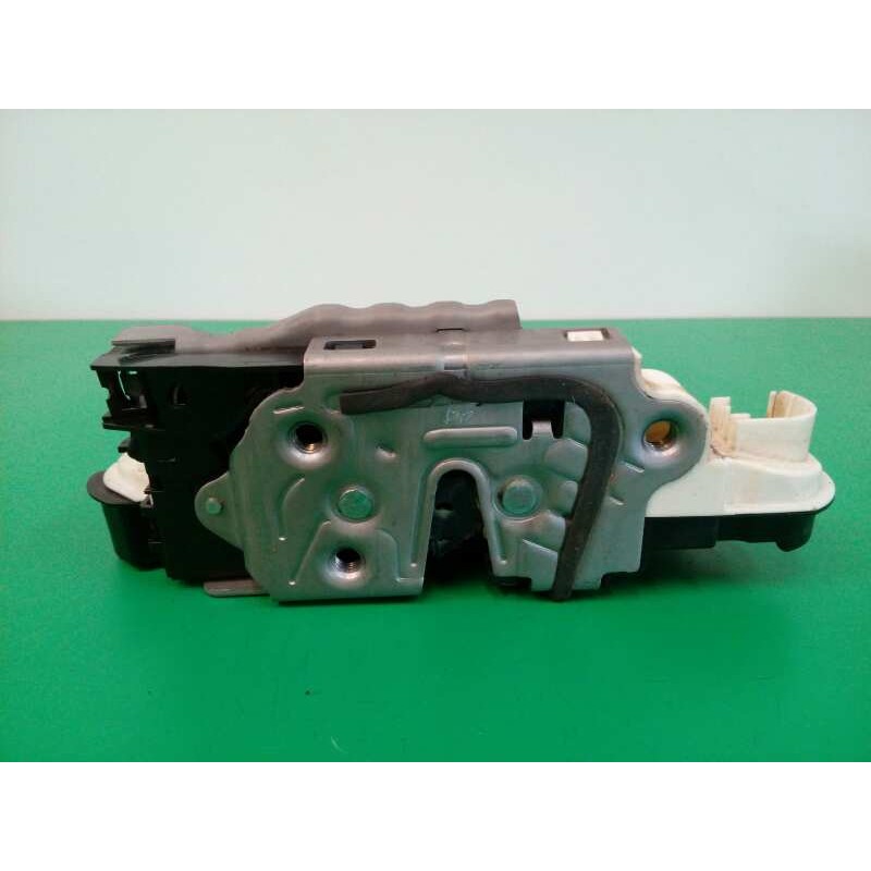 Recambio de cerradura puerta delantera izquierda para seat leon (5f1) 1.2 tsi referencia OEM IAM 5K1837015J  