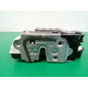 CERRADURA PUERTA TRASERA DERECHA 5K4839016AF 