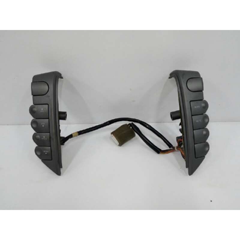Recambio de mando volante para ssangyong rodius ii 2.0 xdi referencia OEM IAM   