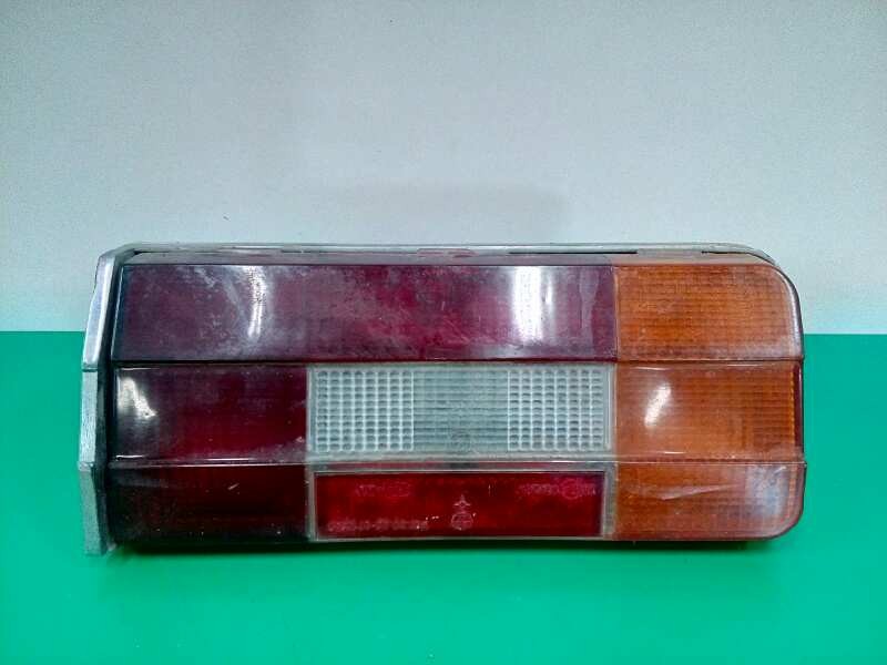 Recambio de piloto trasero izquierdo para lada niva ( 2121 / 21213 / 21214 / 21215 ) gl referencia OEM IAM 21063716011  