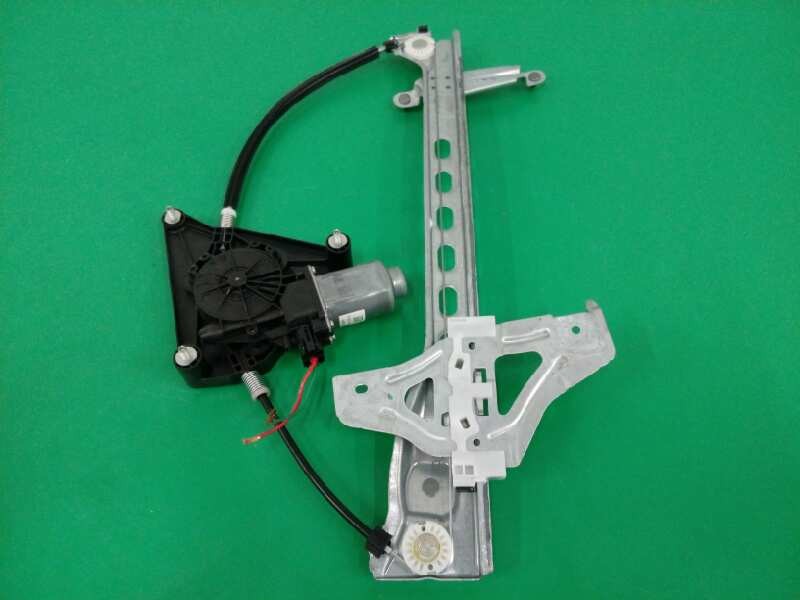 Recambio de elevalunas delantero izquierdo para toyota aygo 1.0 cat referencia OEM IAM 698200H031  