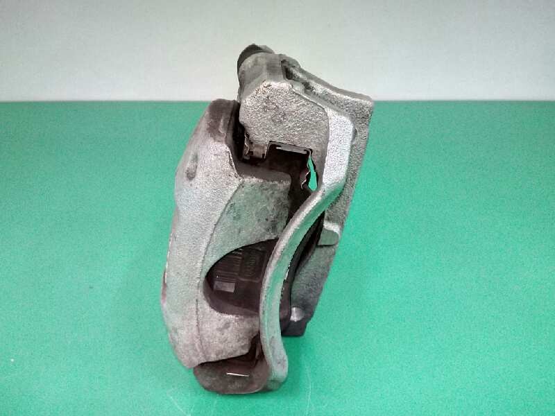 Recambio de pinza freno delantera izquierda para toyota aygo 1.0 cat referencia OEM IAM 33781811  