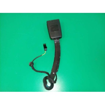 Recambio de enganche cinturon derecho para seat leon (5f1) 1.2 tsi referencia OEM IAM 5F0857756 DELANTERO 