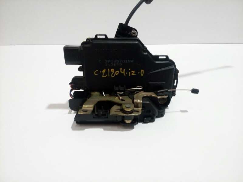 Recambio de cerradura puerta delantera izquierda para volkswagen golf iv berlina (1j1) 1.9 tdi referencia OEM IAM 3B1837015  