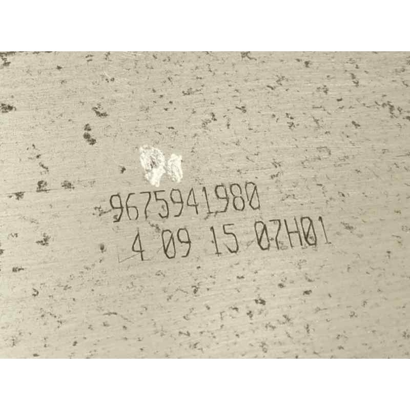 REFUERZO PARAGOLPES TRASERO