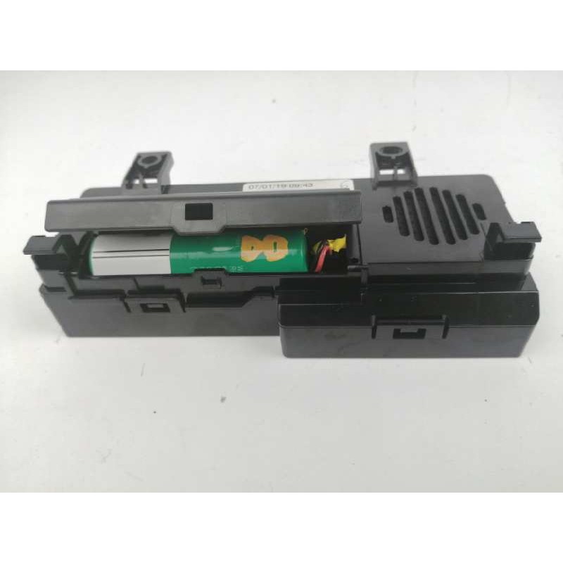 MODULO ELECTRONICO PLASTICO ENCHUFE ANTENA ROTO