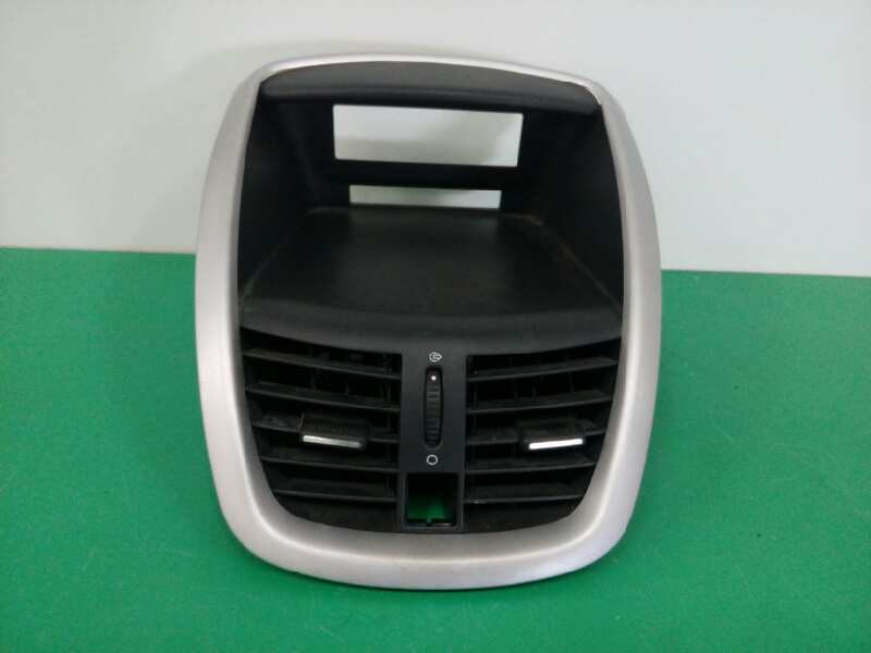 Recambio de rejilla aireadora para peugeot 207 x-line referencia OEM IAM 9650068177 CENTRAL 