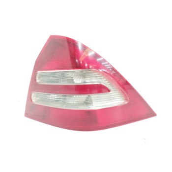 Recambio de piloto trasero derecho para mercedes-benz clase c (w203) berlina 2.2 cdi cat referencia OEM IAM   