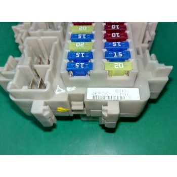Recambio de caja reles / fusibles para nissan qashqai (j11) 1.5 turbodiesel cat referencia OEM IAM 4EB0C  