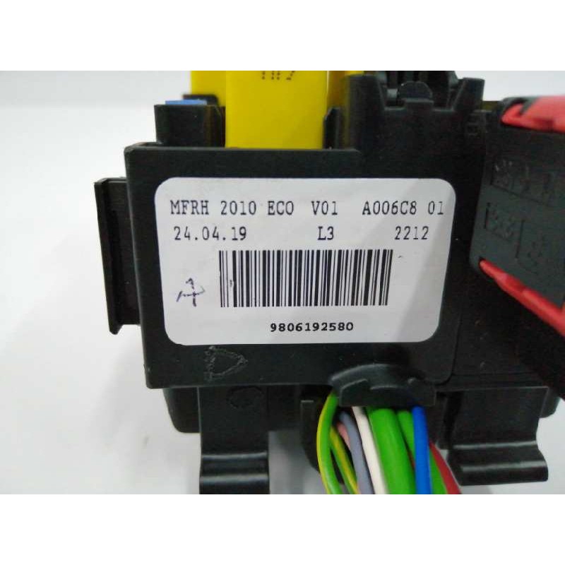 CAJA RELES / FUSIBLES