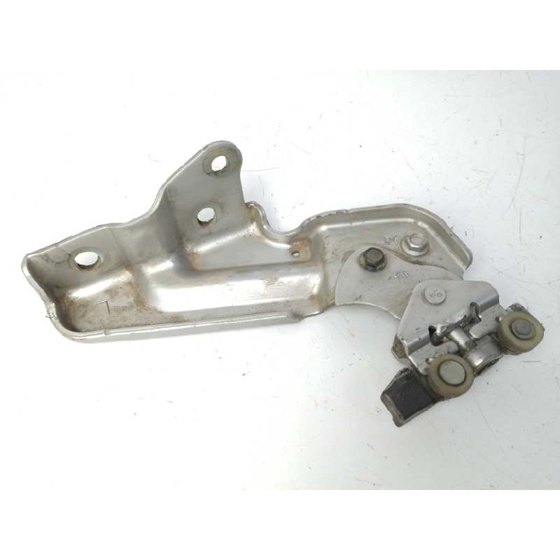 Recambio de soporte / guia puerta corredera para nissan note (e11, ne11) 1.5 dci referencia OEM IAM 82421JX00B INFERIOR IZQUIERD