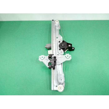 ELEVALUNAS DELANTERO DERECHO 80700HV00B 