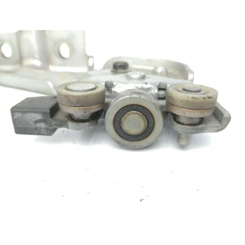 Recambio de soporte / guia puerta corredera para nissan note (e11, ne11) 1.5 dci referencia OEM IAM 82421JX00B INFERIOR IZQUIERD