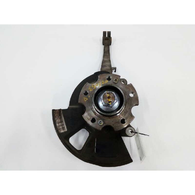 Recambio de mangueta delantera derecha para ssangyong rodius ii 2.0 xdi referencia OEM IAM   