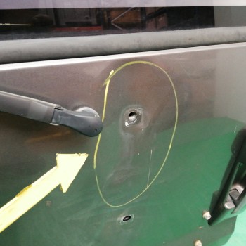 Recambio de porton trasero izquierdo para opel monterey 3.1 turbodiesel referencia OEM IAM  OBSERVAR FOTOS 