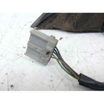 Recambio de retrovisor derecho para nissan primera (p12) 1.6 referencia OEM IAM 96301AU472  