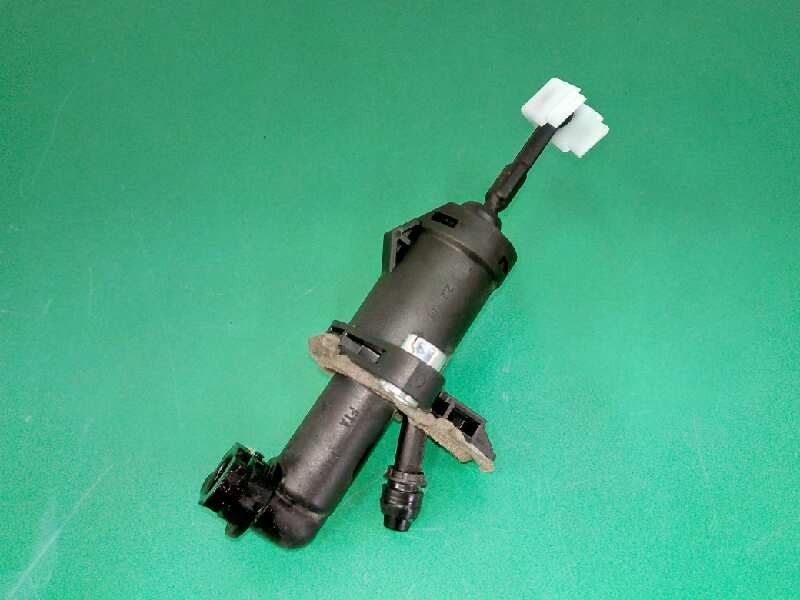 Recambio de bomba embrague para seat ibiza sc (6j1) reference tech referencia OEM IAM 6R0721388  