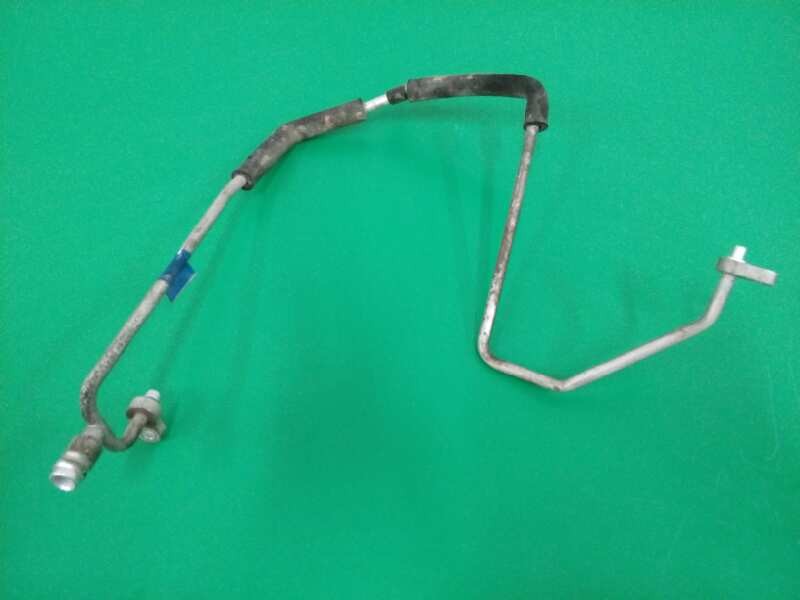Recambio de tubos aire acondicionado para ssangyong musso 2.9 turbodiesel cat referencia OEM IAM 6863005260  