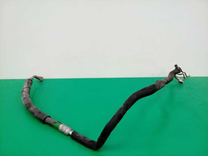 Recambio de tubos aire acondicionado para ssangyong musso 2.9 turbodiesel cat referencia OEM IAM 6862005211  
