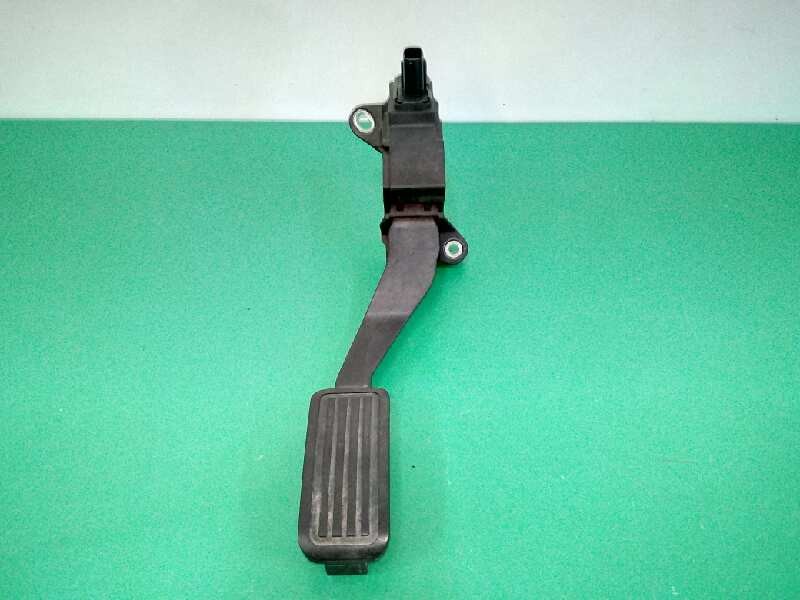 Recambio de potenciometro pedal para toyota yaris 1.4 turbodiesel cat referencia OEM IAM 781100D011 Recambio de potenciometro pedal para toyota yaris 1.4 turbodiesel cat referencia OEM IAM 781100D011